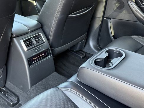 Used 2024 MAZDA CX-90 3.3 Turbo w/ Preferred Package image 27