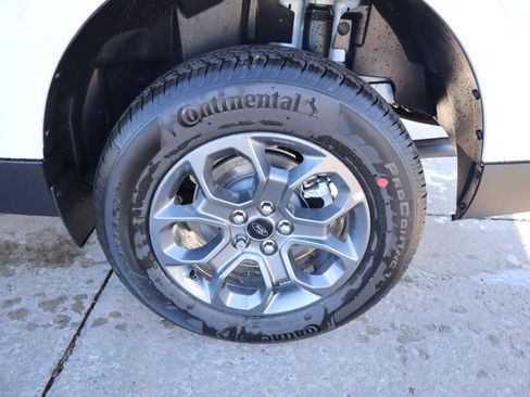 New 2026 Ford Maverick XLT AWD/4WD image 19