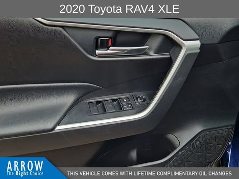 Used 2020 Toyota RAV4 XLE w/ All Weather Liner Package AWD/4WD image 21