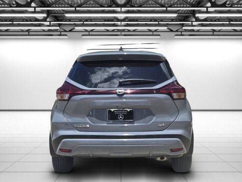 Used 2024 Nissan Kicks SR FWD image 8