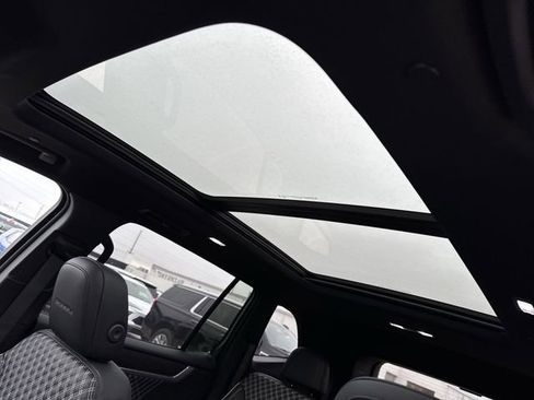 New 2026 GMC Acadia Denali w/ Super Cruise Package image 22