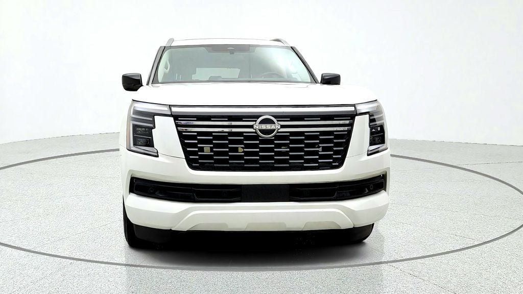 Used 2025 Nissan Armada SV AWD/4WD image 2