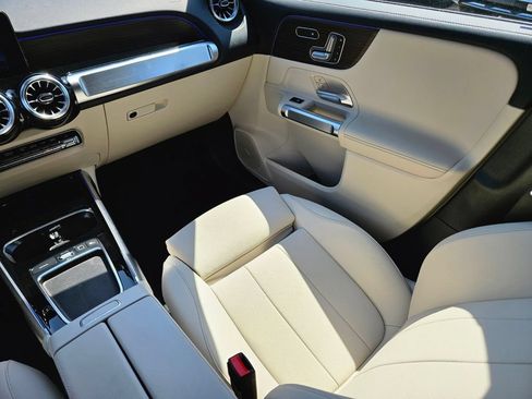Certified 2026 Mercedes-Benz GLB 250 4MATIC image 15