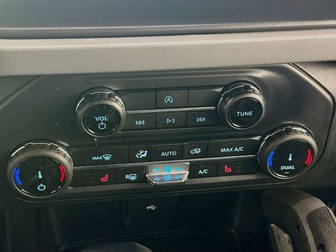 Certified 2022 Ford Bronco Big Bend w/ Sasquatch Package image 17