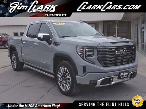 Used 2024 GMC Sierra 1500 Denali Ultimate image 1