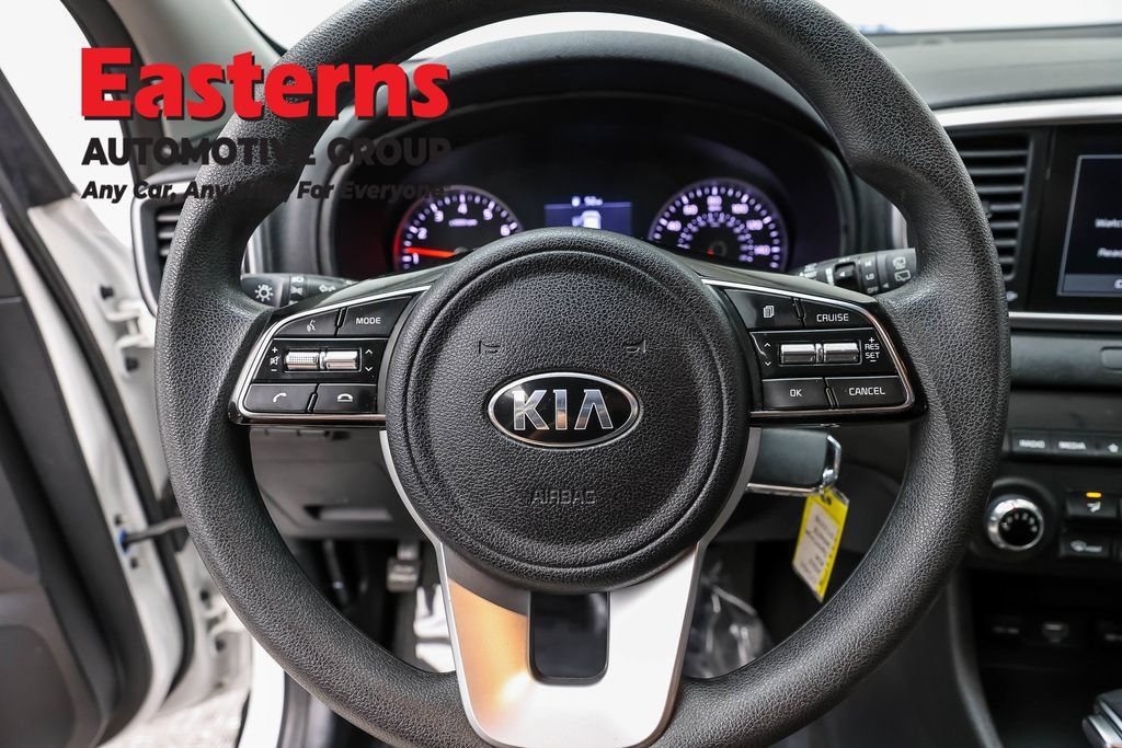 Used 2022 Kia Sportage LX FWD image 12