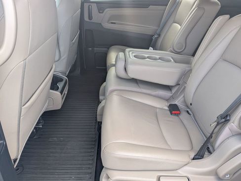 Used 2023 Honda Odyssey EX-L image 27