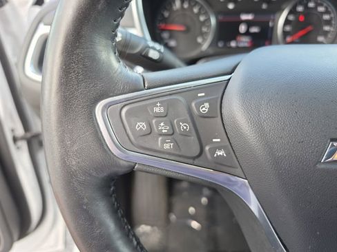 Used 2022 Chevrolet Equinox LT image 31