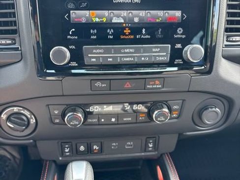 Used 2023 Nissan Frontier PRO-4X w/ Pro Convenience Package AWD/4WD image 10