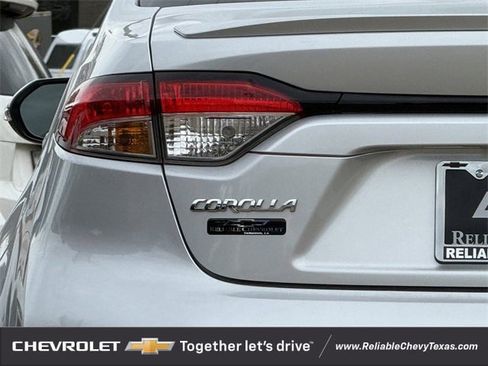 Used 2020 Toyota Corolla SE image 9