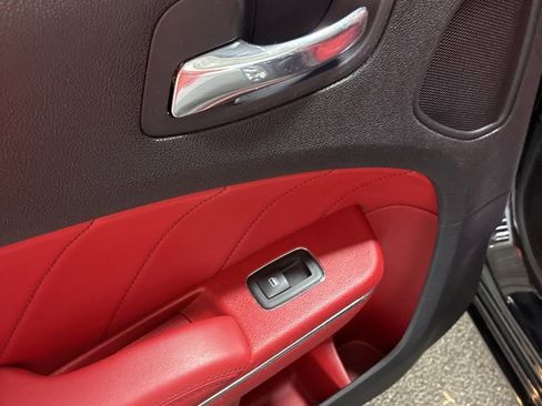 Used 2012 Dodge Charger R/T image 23