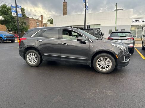 Used 2019 Cadillac XT5 AWD image 2