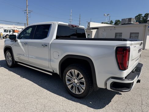 Used 2021 GMC Sierra 1500 Denali w/ Denali Ultimate Package AWD/4WD image 5