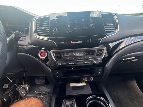 Used 2023 Honda Passport Elite image 18