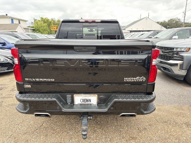 Used 2021 Chevrolet Silverado 1500 High Country w/ Technology Package AWD/4WD image 8