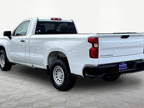 Used 2022 Chevrolet Silverado 1500 W/T w/ WT Convenience Package RWD image 4