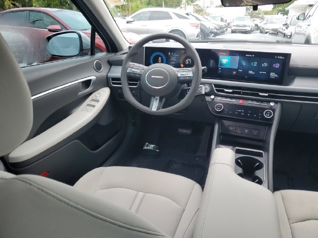 Used 2024 Hyundai Sonata SEL FWD image 18