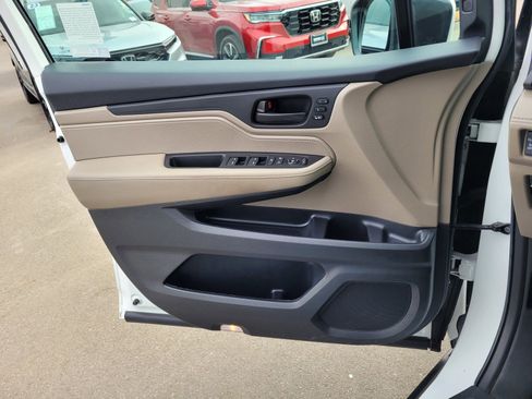 Used 2022 Honda Odyssey EX-L image 16