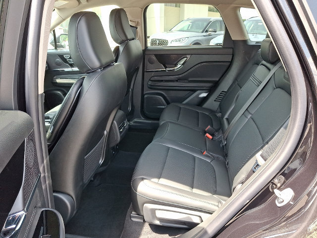 New 2025 Lincoln Corsair AWD w/ Equipment Group 101A image 5