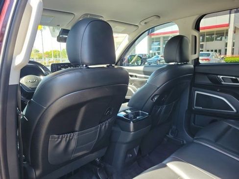 Used 2021 Kia Telluride LX FWD image 8