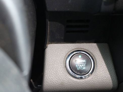 Used 2016 Ford F150 Lariat image 28