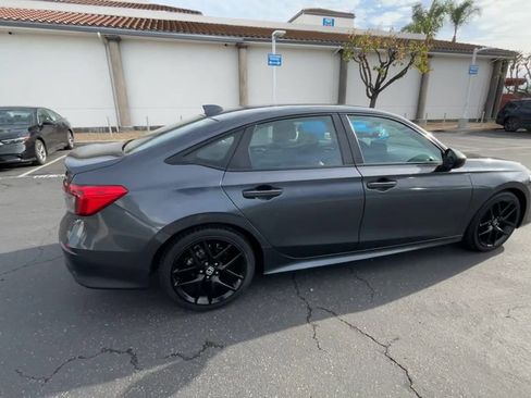 Used 2022 Honda Civic Sport image 9