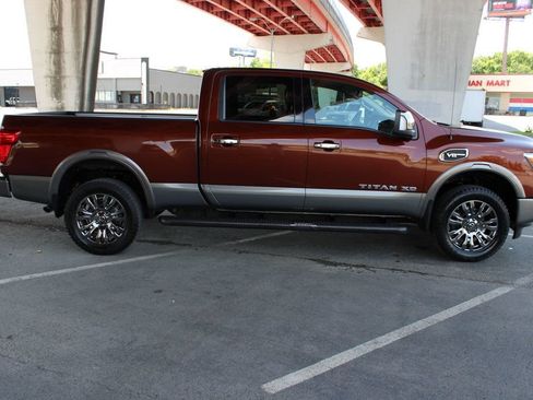 Used 2018 Nissan Titan Platinum Reserve w/ Platinum Utility Package AWD/4WD image 5