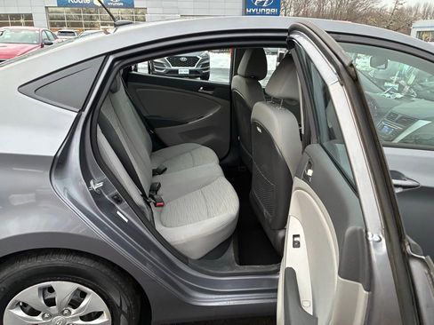 Used 2016 Hyundai Accent SE image 18
