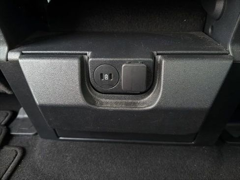 Used 2025 Ford F150 XLT w/ Equipment Group 301A Standard image 14