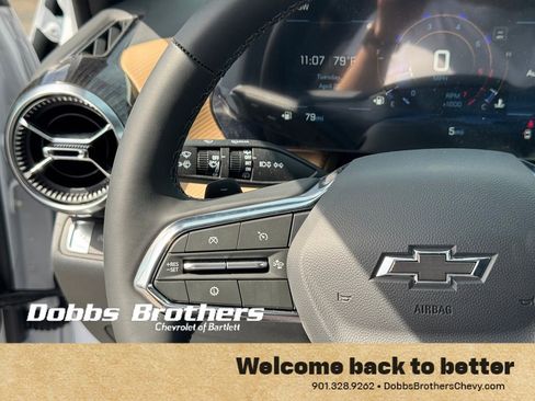 New 2026 Chevrolet Equinox ACTIV w/ Convenience Package III FWD image 16
