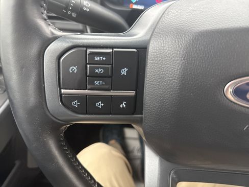 Used 2024 Ford F350 Lariat w/ Camper Package image 19