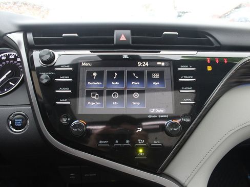 Used 2019 Toyota Camry XLE w/ Driver Assist Package image 32