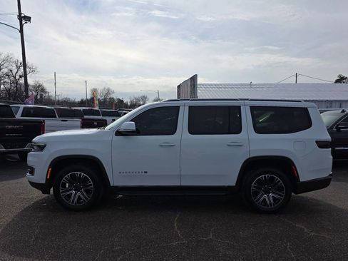 Used 2022 Jeep Wagoneer Series III image 6