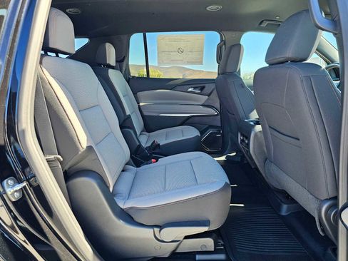 New 2026 Chevrolet Traverse LT w/ Enhanced Driving Package FWD image 12