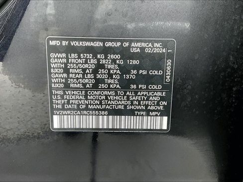 Used 2024 Volkswagen Atlas SE image 18