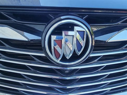 Used 2023 Buick Enclave Essence w/ Sound and Sites Package image 32