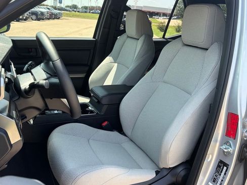Used 2026 Toyota 4Runner SR5 RWD image 11