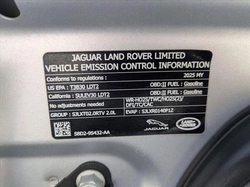 Certified 2025 Land Rover Discovery Sport S image 25