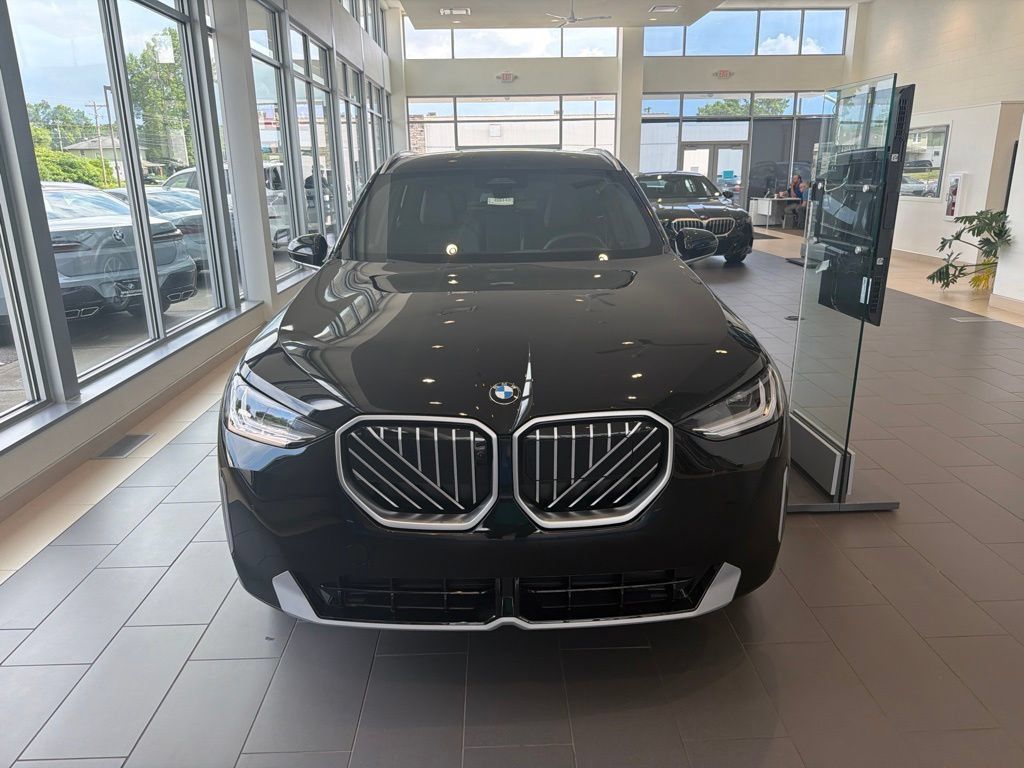 New 2026 BMW X3 xDrive30i w/ Premium Package AWD/4WD image 2