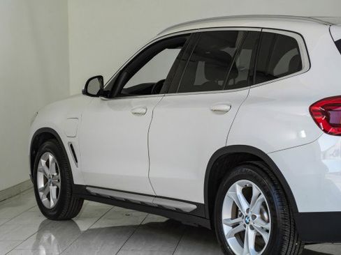 Used 2021 BMW X3 xDrive30e w/ Convenience Package image 47