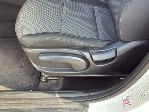 Used 2022 Kia Soul LX w/ Technology Package FWD image 14
