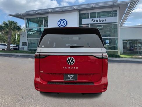 New 2025 Volkswagen ID. Buzz Pro S Plus image 5