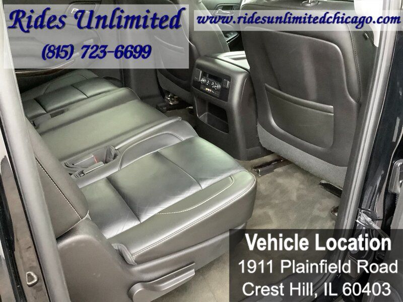 Used 2015 Chevrolet Suburban LT w/ Luxury Package AWD/4WD image 33