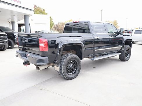 Used 2019 GMC Sierra 2500 Denali image 6