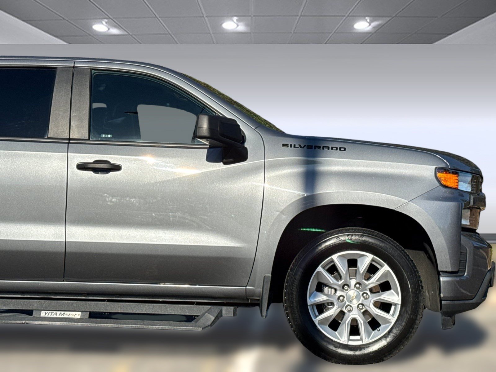 Used 2021 Chevrolet Silverado 1500 Custom w/ LPO, Dark Essentials Package RWD image 32