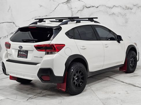 Used 2018 Subaru Crosstrek 2.0i Premium AWD/4WD image 11