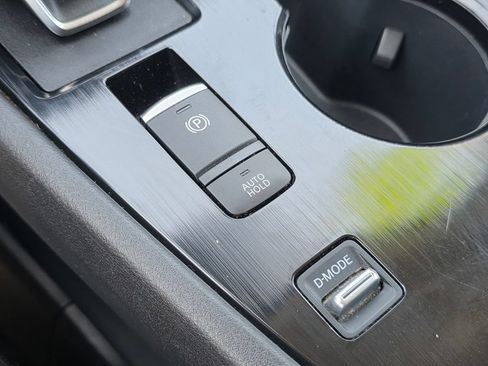 Used 2024 Nissan Rogue S FWD image 28