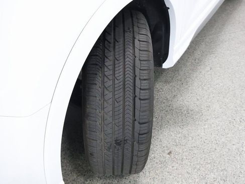 Used 2025 Audi Q3 2.0T Premium image 4