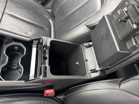 Used 2023 Jeep Grand Cherokee Limited w/ Luxury Tech Group II image 29