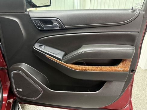 Used 2018 Chevrolet Suburban Premier AWD/4WD image 42